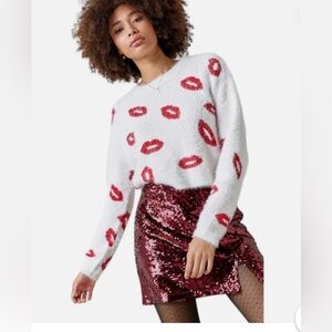 “Mi Ami” Crew Neck Crop Sweater (Size: L)